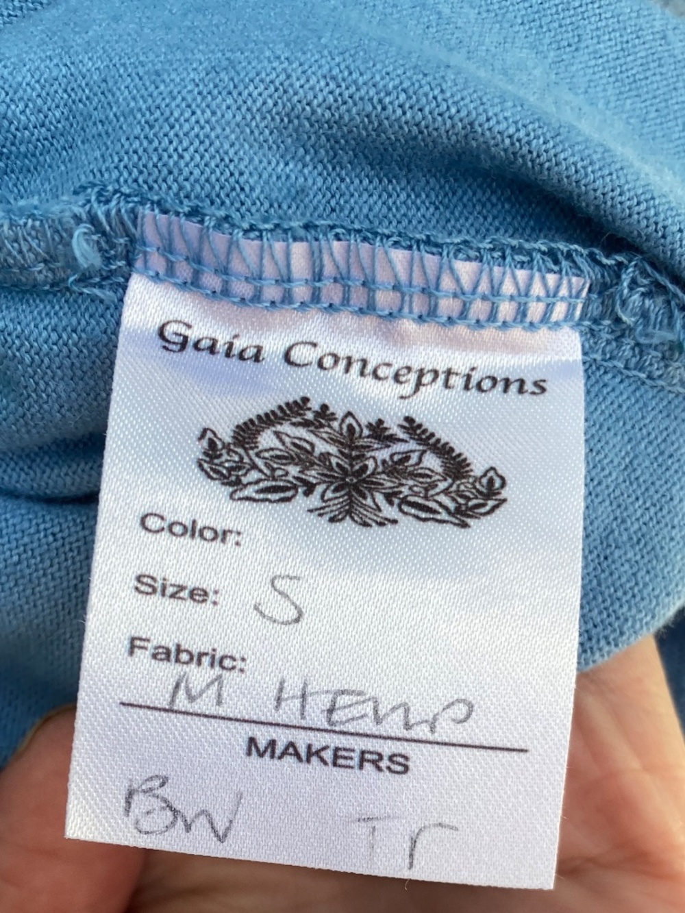 NEW Gaia Conceptions Cresent Kamzee Shirt / S - Picture 3 of 3